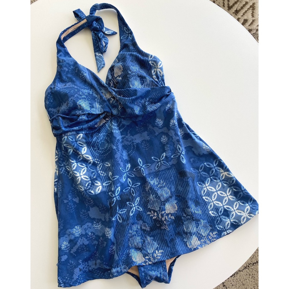 Garnet Hill Swimdress Swimsuit One Piece Halter Batik Print